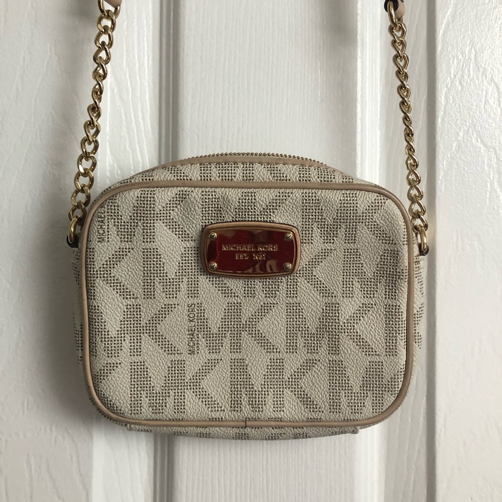 Michael Kors Jet Set Mini Logo Crossbody Bag